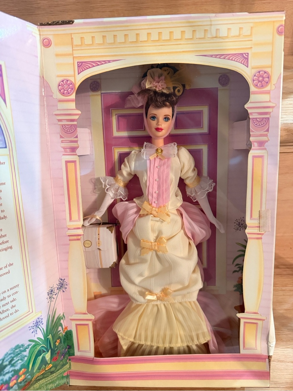Mrs PFE Albee Barbie Avon #20330 2nd in Series NRFB